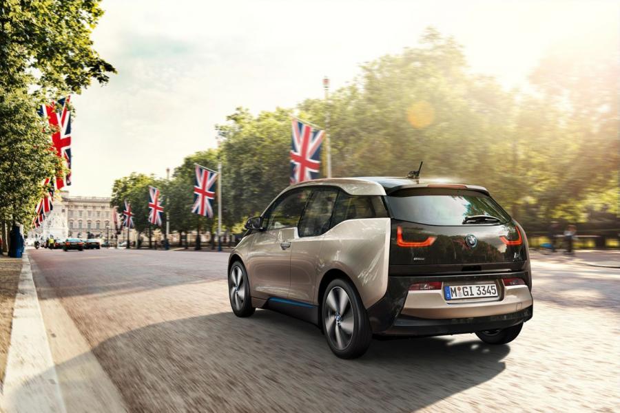  BMW i3 2014 года  (фото 172 из 240)